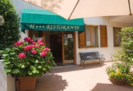 Albergo Ristorante Il Terziere Trevi Exterior foto